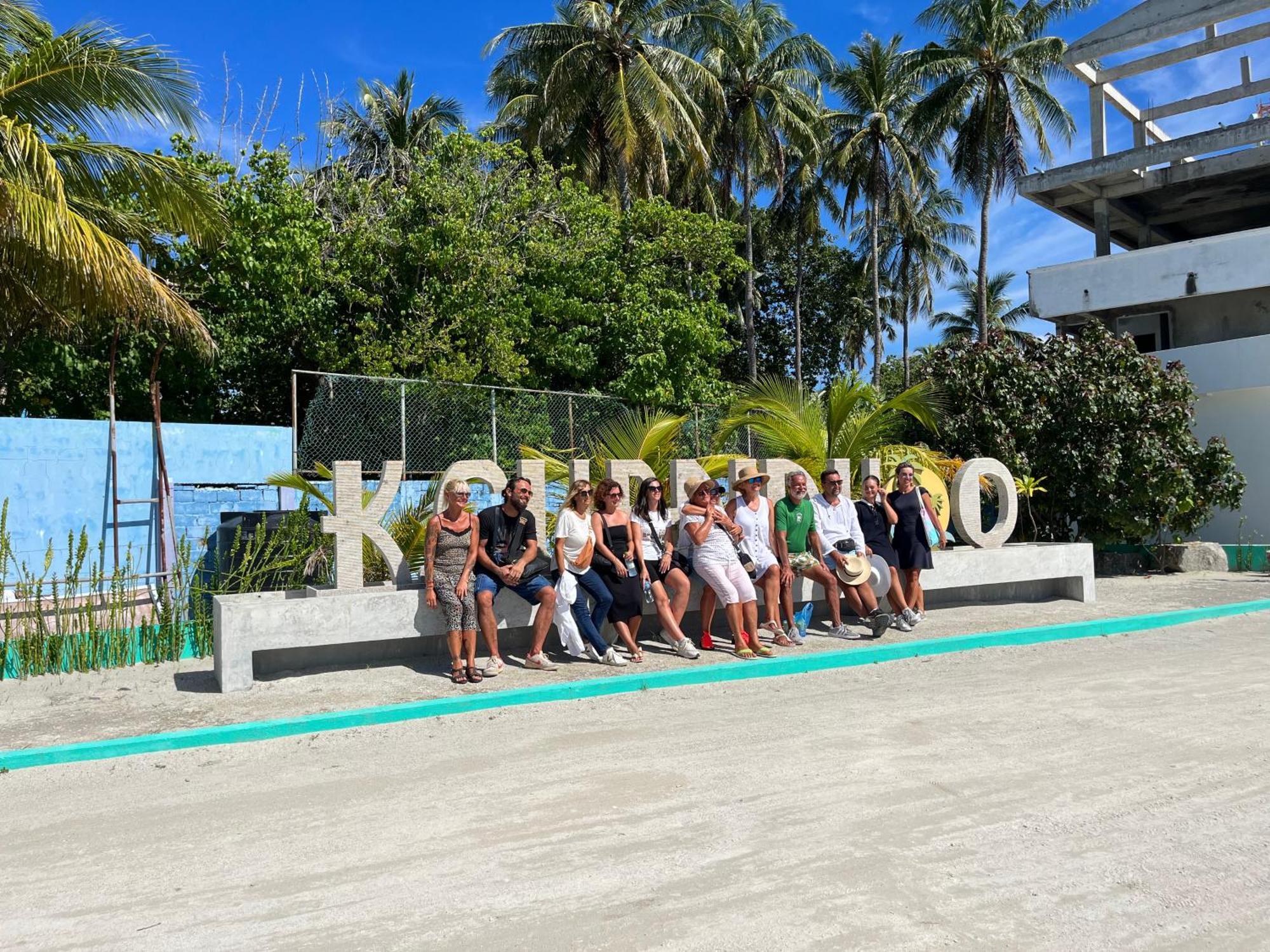 Hotel Konut By Thakuru à Guraidhoo  Extérieur photo